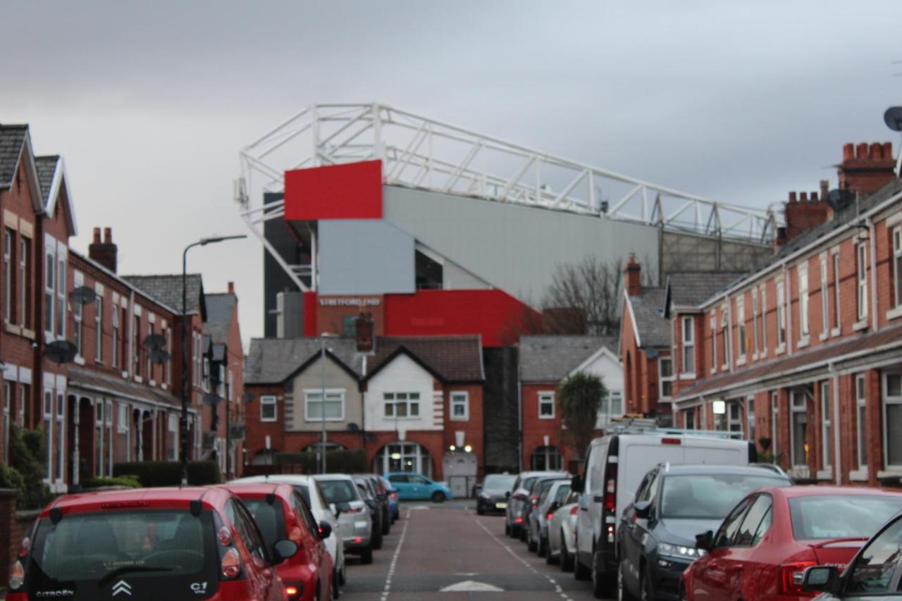 Beautiful, Spacious, Old Trafford Home Manchester Esterno foto